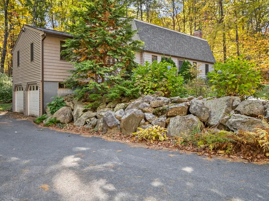 20 Bayberry Hill Rd, Townsend, MA 01469 - Image #3