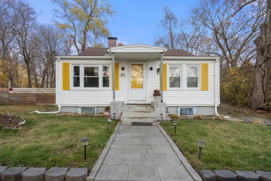 41&39 Indiana Ave, Cumberland, RI 02864 - Image #3