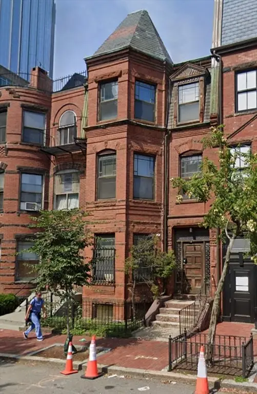 257 W Newton St, Boston, MA 02116 - Image #1