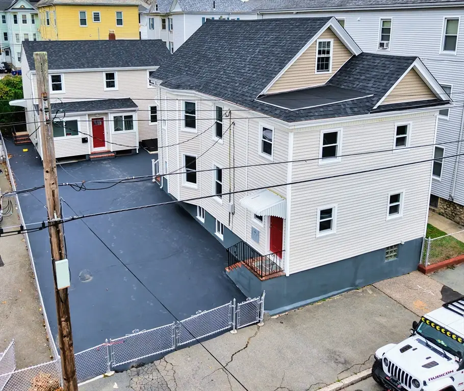 121/123 Whitman, New Bedford, MA 02745 - Image #1