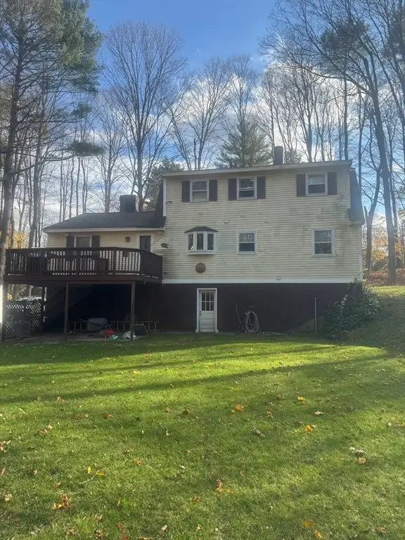 11 Canterbury Drive, Georgetown, MA 01833
