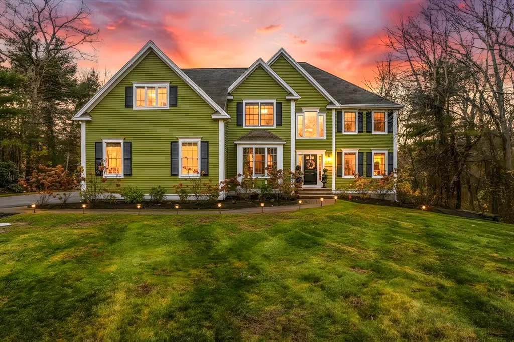 20 Thayer Rd, Mendon, MA 01756 - Image #1