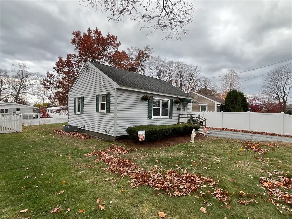 94 Fleming St, Lowell, MA 01851 - Image #1