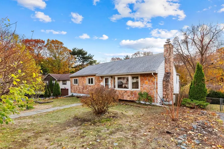 10 Apache Trl, Medford, MA 02155 - Image #2