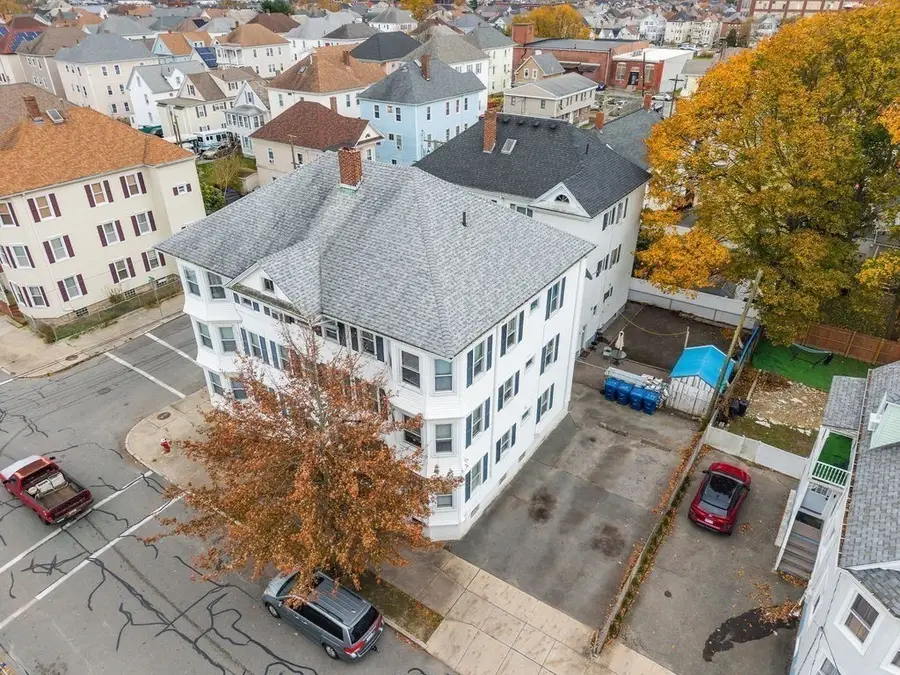 334 Earle St, New Bedford, MA 02746 - Image #2