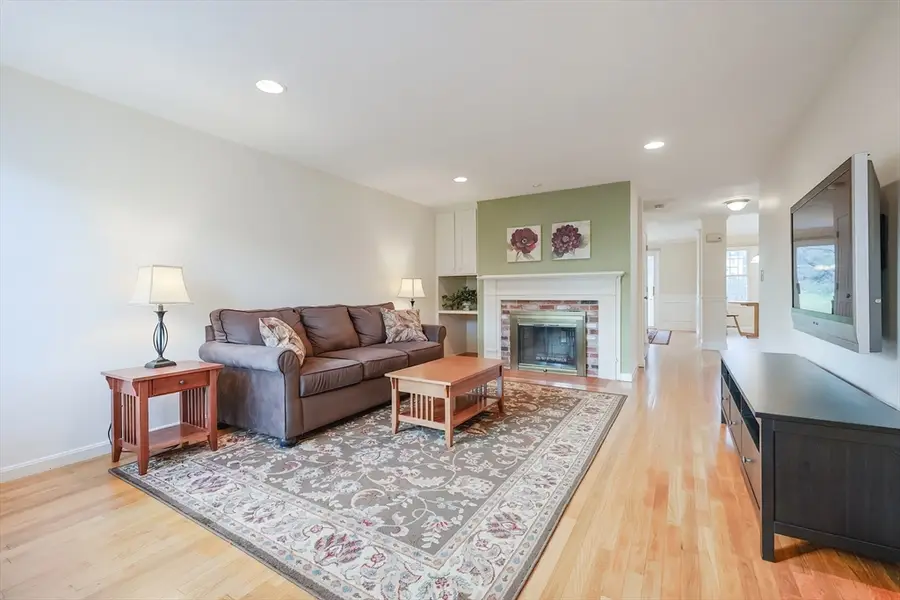 24 Harrington Farms Way #24, Shrewsbury, MA 01545 - Image #2