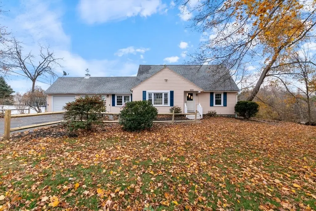 220 Pelham St, Methuen, MA 01844 - Image #1