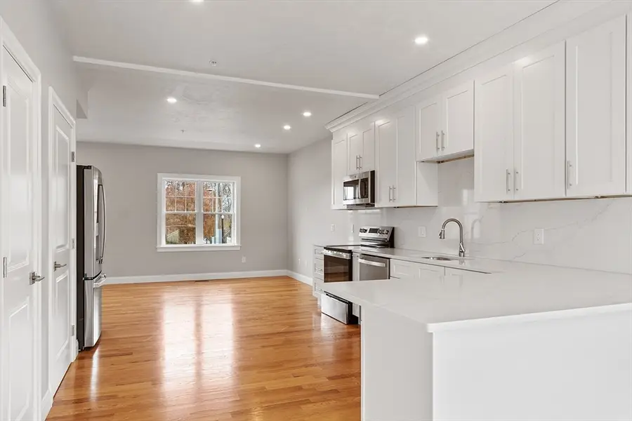10 Windsor Street #C, Worcester, MA 01605 - Image #2