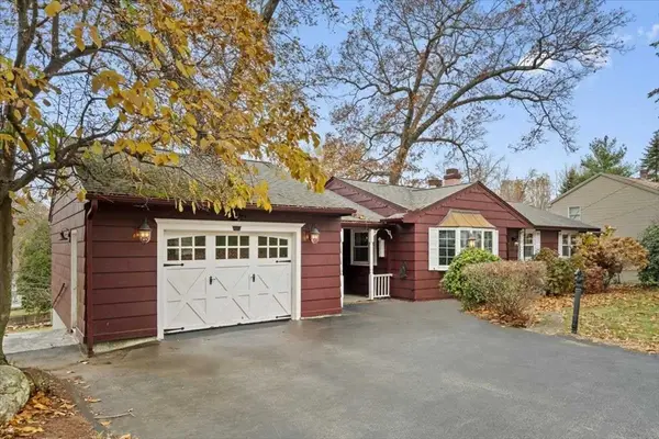 113 Indian Hill Rd, Worcester, MA 01606