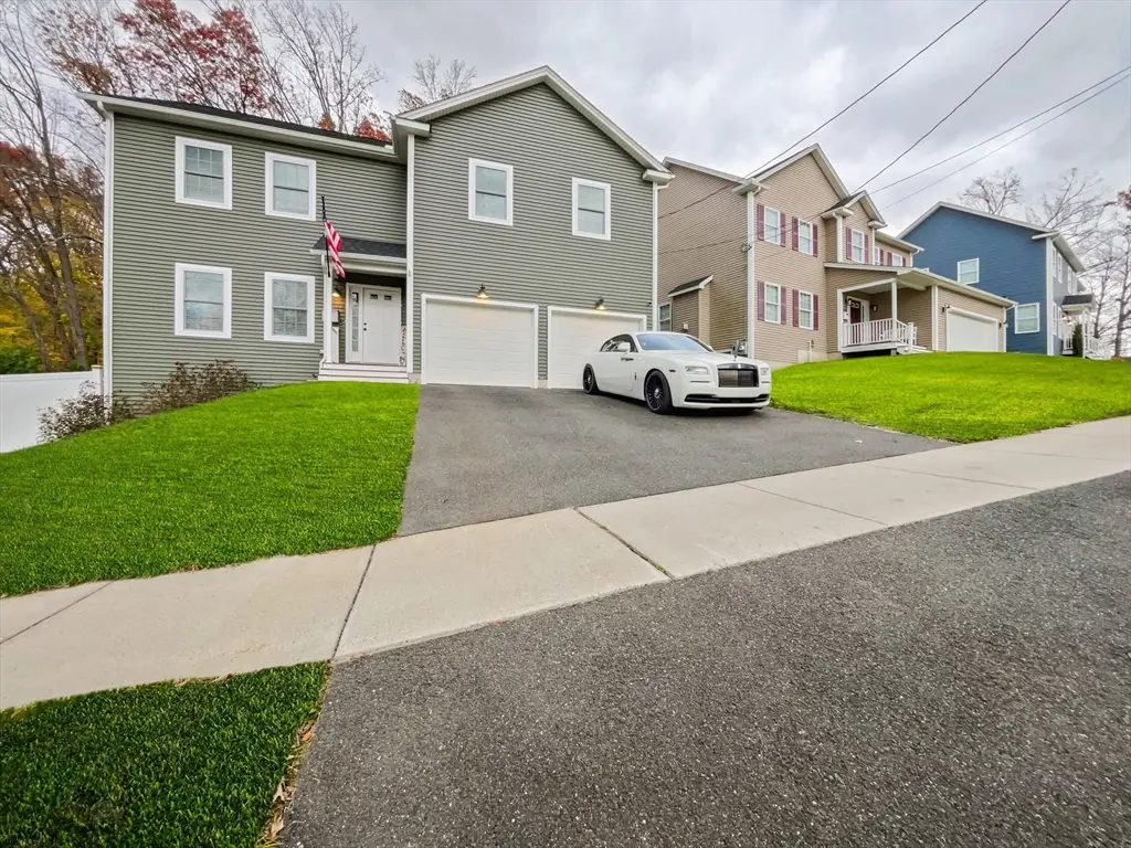 157 Canterbury Rd, Springfield, MA 01118 - Image #1