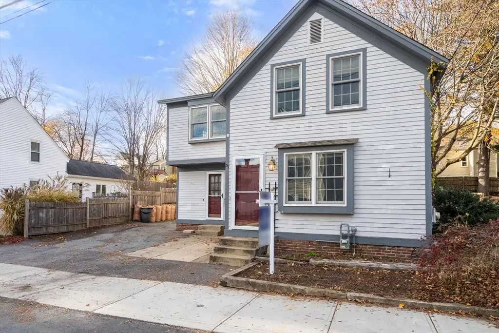37 Glendale St, Maynard, MA 01754 - Image #1