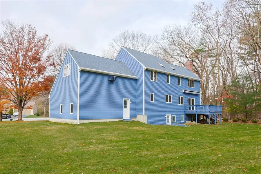 7 Gloucester Dr, Franklin, MA 02038 - Image #2