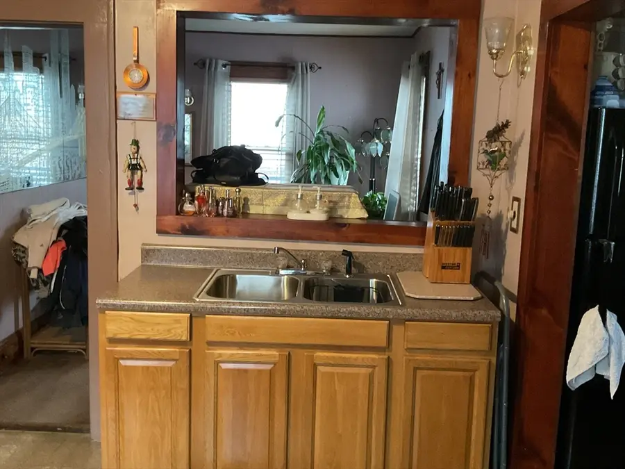 9 Montgomery Street, Westfield, MA 01085 - Image #2