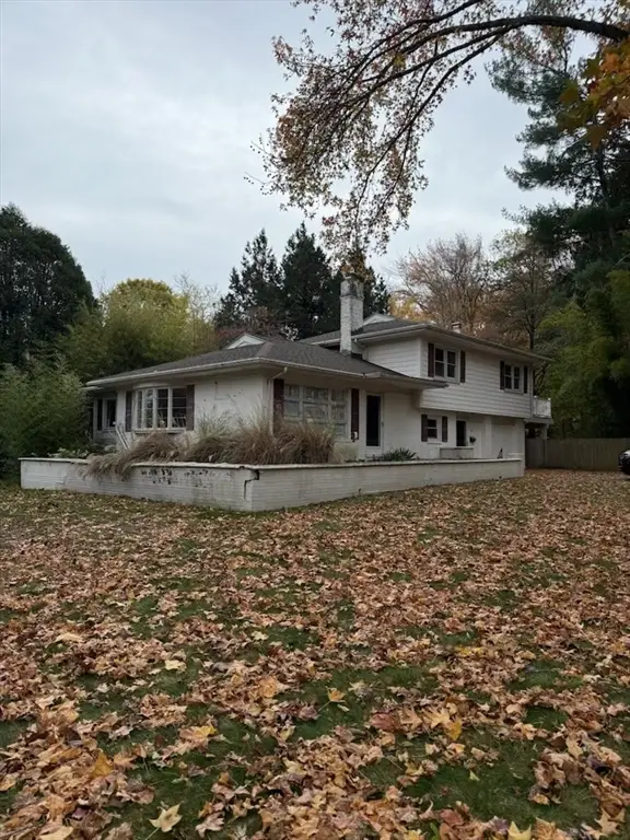 28 Hilltop, East Greenwich, RI 02818 - Image #1