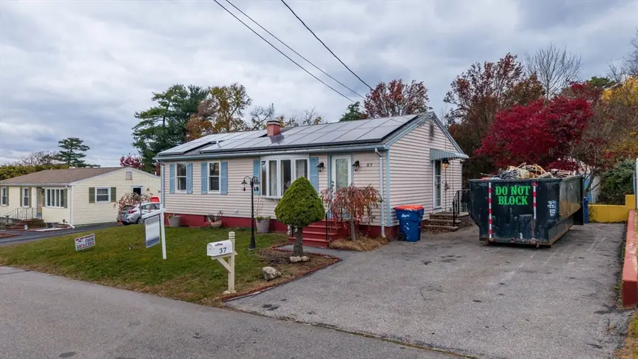 37 Maxine St, New Bedford, MA 02745 - Image #3