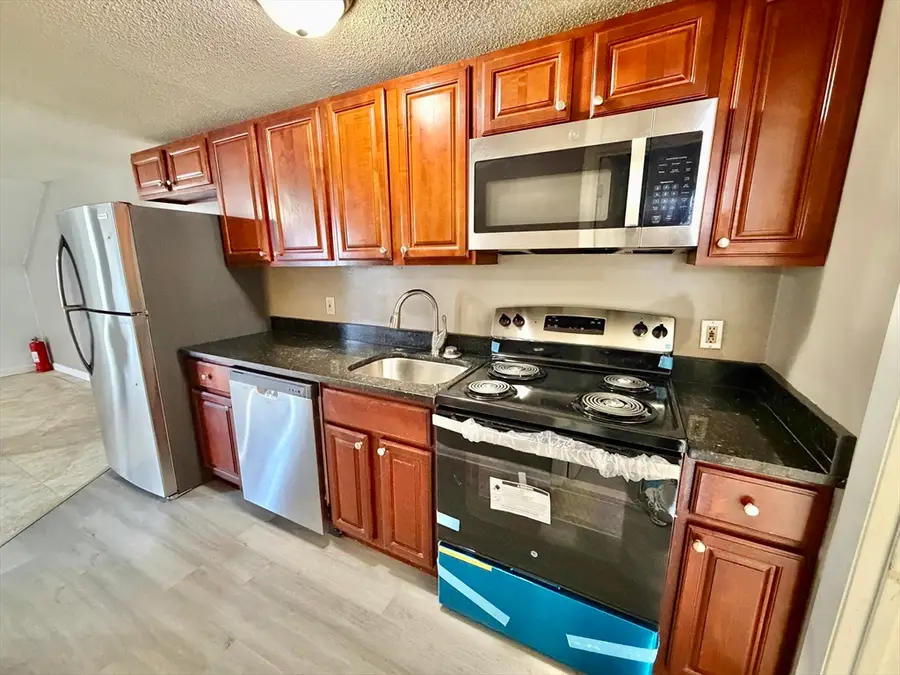 379 Meridian St #101, Boston, MA 02128 - Image #2