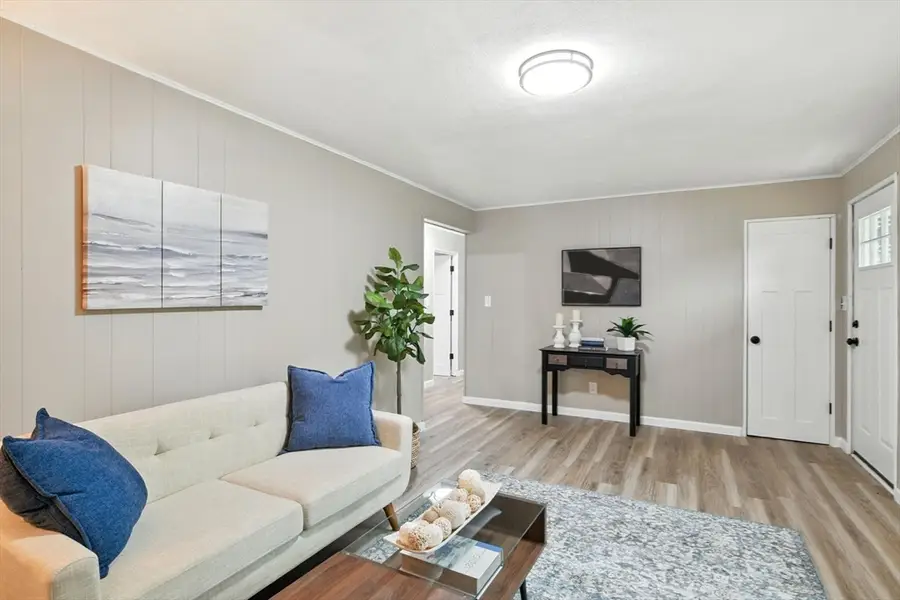 17 Pebble Mill Rd, Springfield, MA 01118 - #3