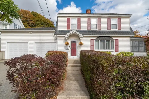 58 Goodrich St, Fitchburg, MA 01420