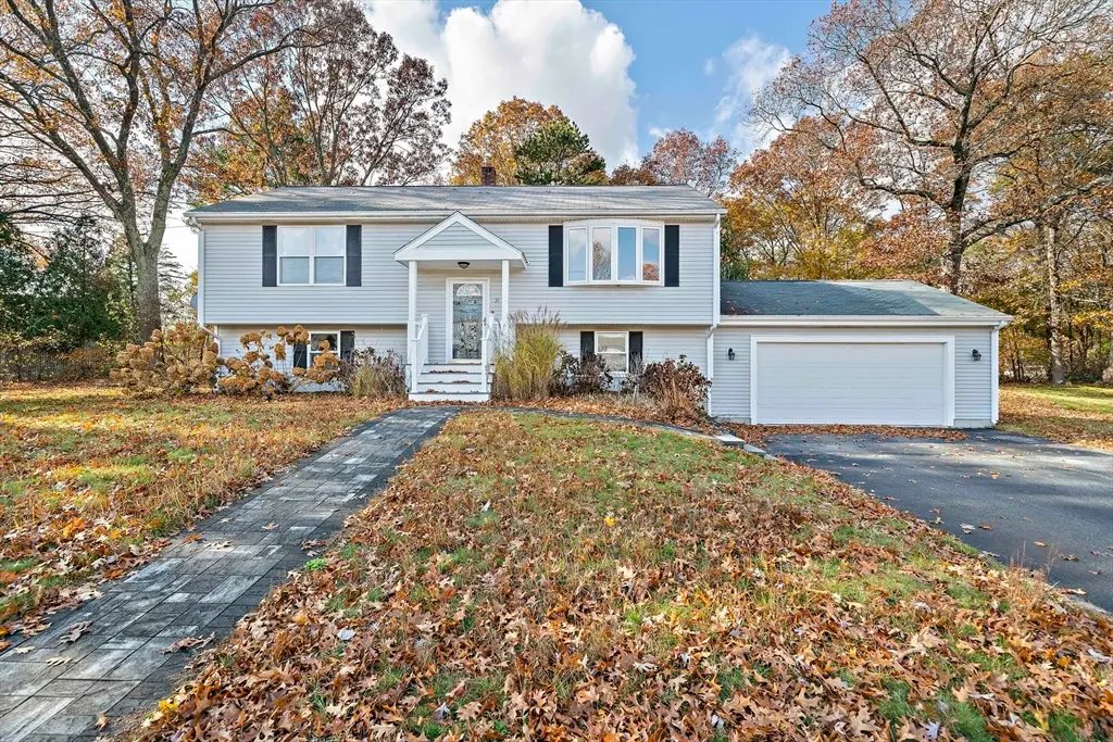 31 Kevin Dr, Attleboro, MA 02703 - Image #1