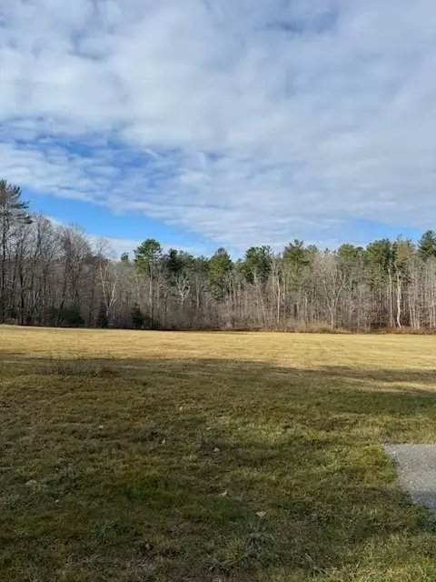 365 Churchill St, Pittsfield, MA 01201 - Image #1