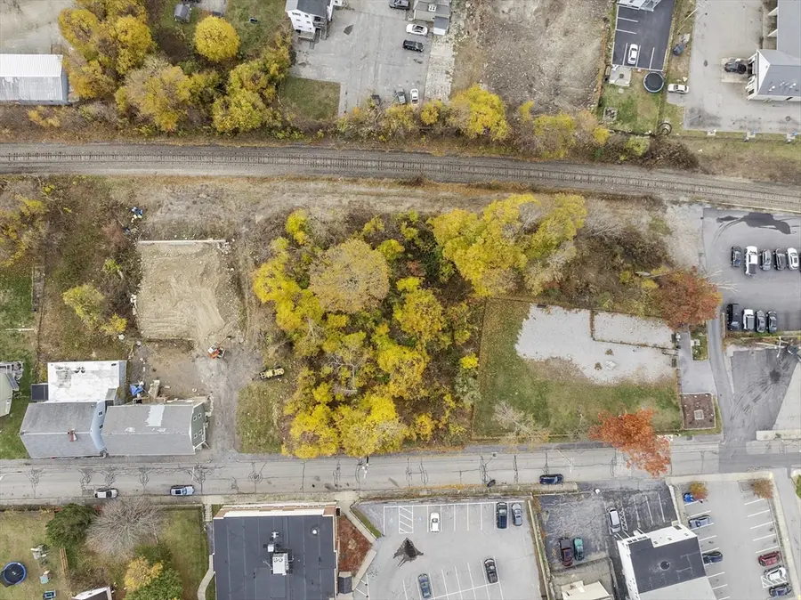 40 High St, Webster, MA 01570 - Image #2