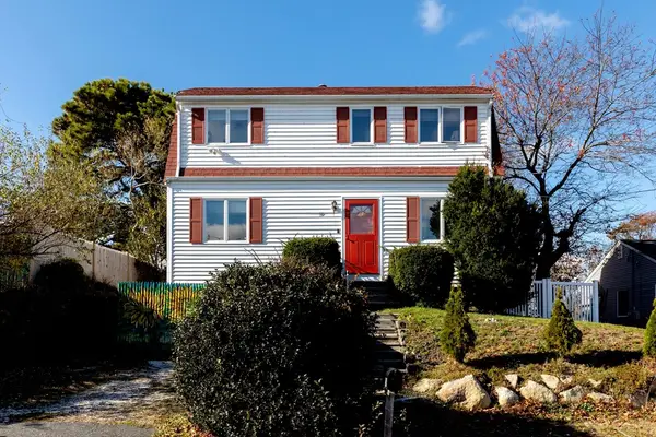 59 Hilltop Ave, Plymouth, MA 02360