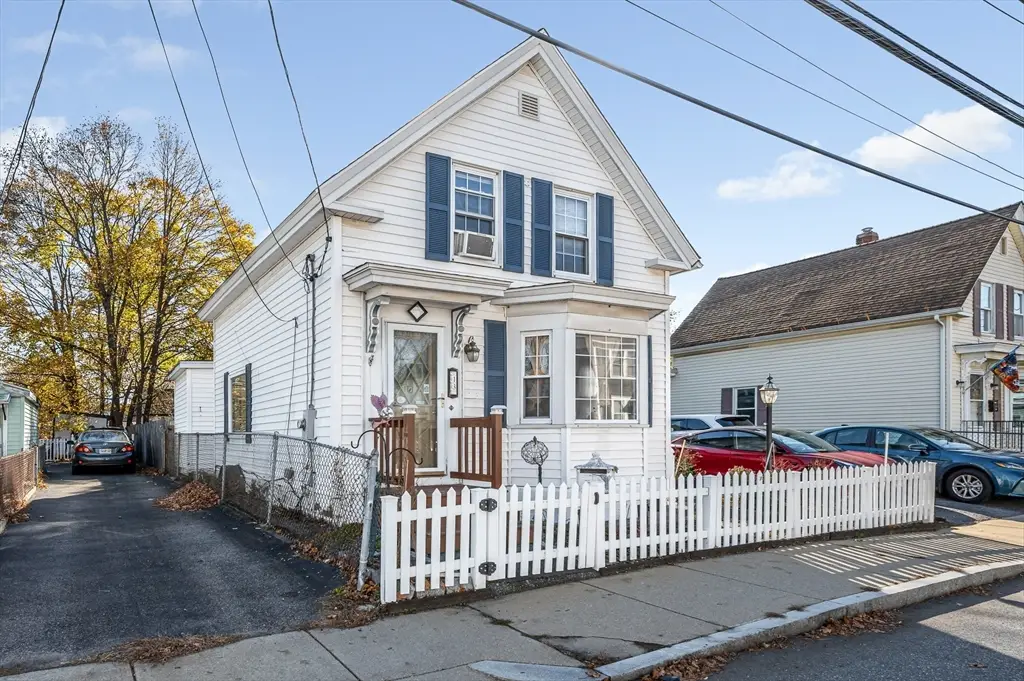 13 Lundberg St, Lowell, MA 01852 - Image #1