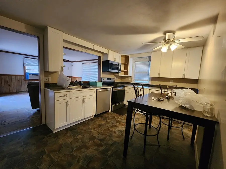 68 Hudson Rd, Stow, MA 01775 - Image #3