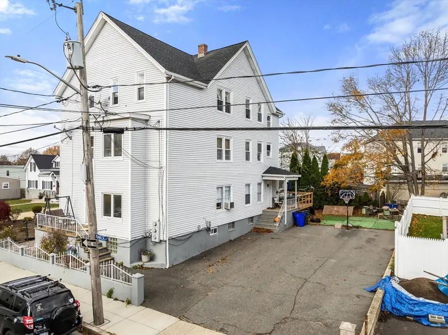 172 Earle St, Fall River, MA 02723 - Image #3