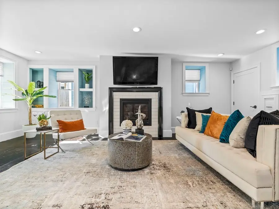 131 Centre Street, Boston, MA 02124 - Image #2