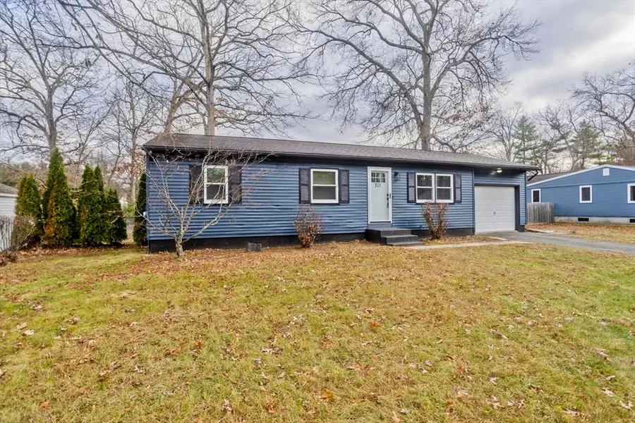 211 Glenoak Drive, Springfield, MA 01129 - Image #2