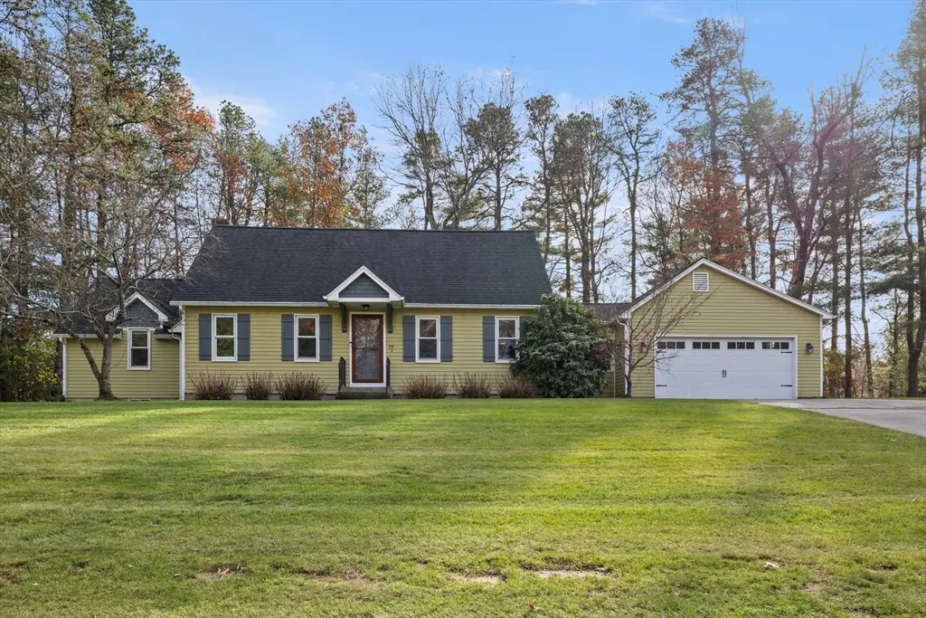 59 Campbell Dr, Easthampton, MA 01027 - Image #1