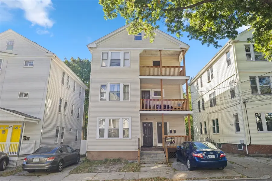 23 Richter St, Providence, RI 02908 - Image #3
