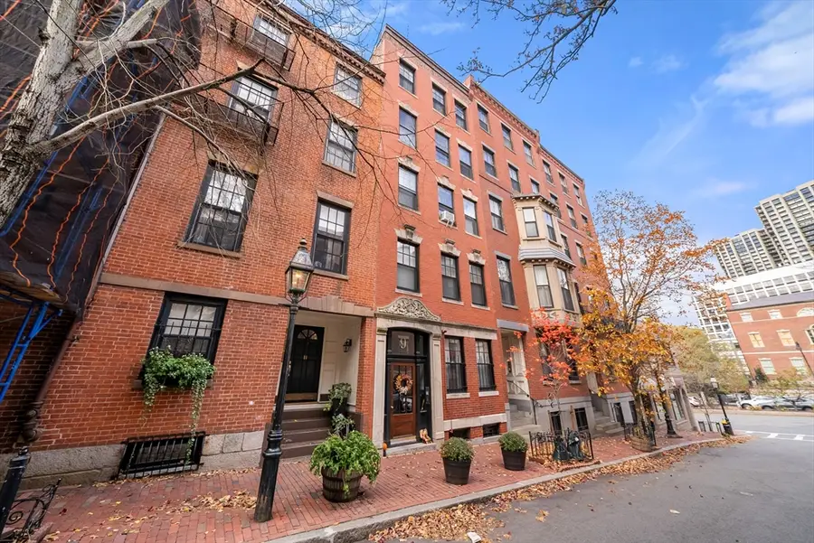 9 Hancock St #5, Boston, MA 02114 - Image #2