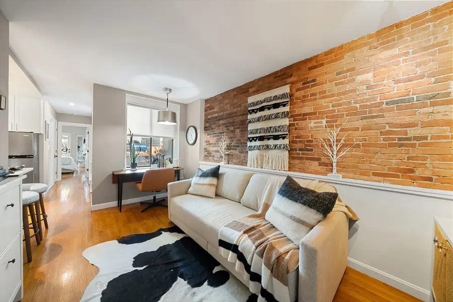 9 Hancock St #5, Boston, MA 02114 - Image #3