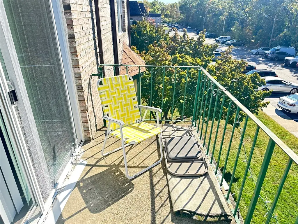 118 Oak Ln #10, Brockton, MA 02301 - Image #1