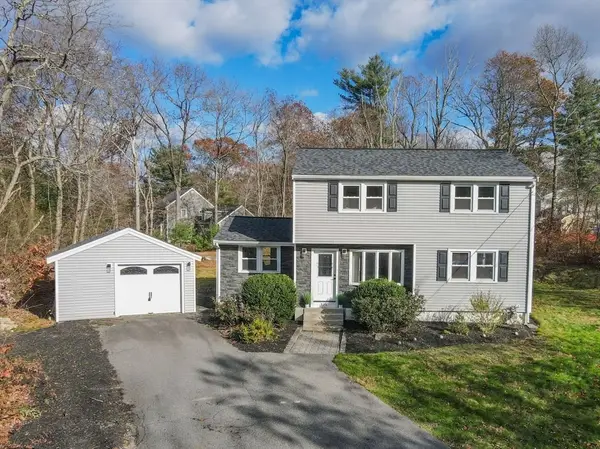 504 York St, Canton, MA 02021