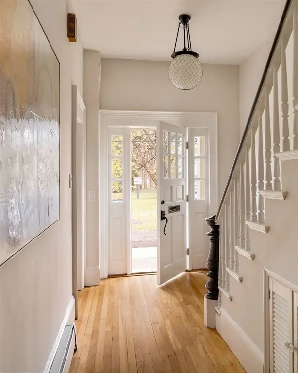 8 Cogswell Ave., Cambridge, MA 02140 - Image #3