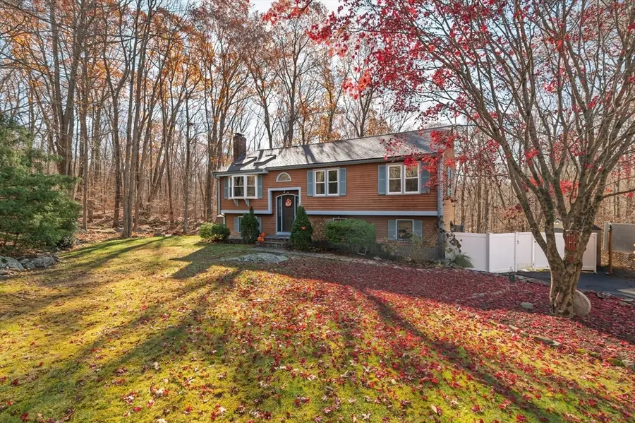 12 Hickory Rd, Millville, MA 01529 - Image #3