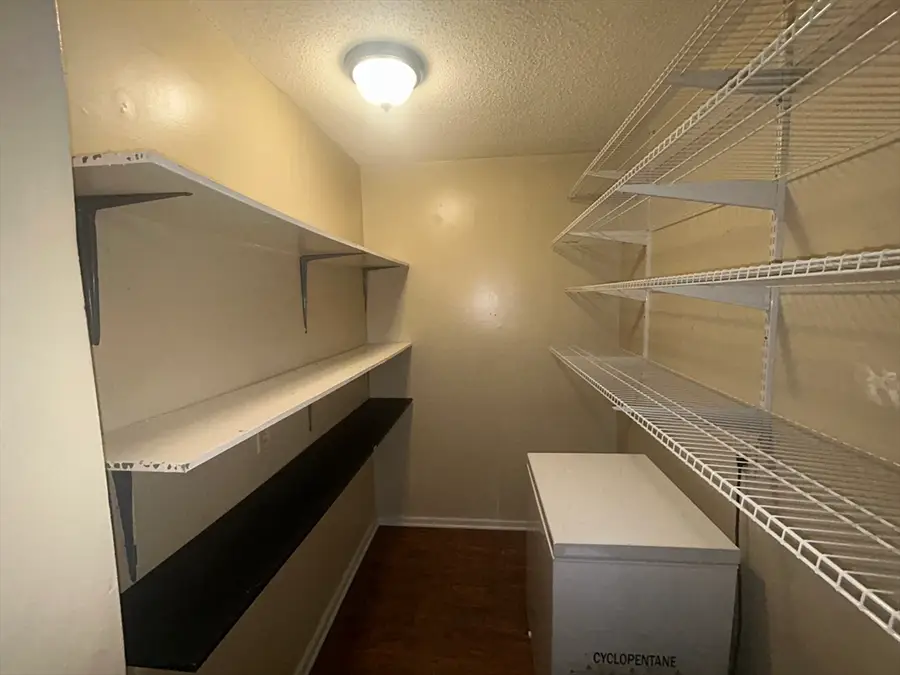 62 Washburn St, Springfield, MA 01107 - Image #3