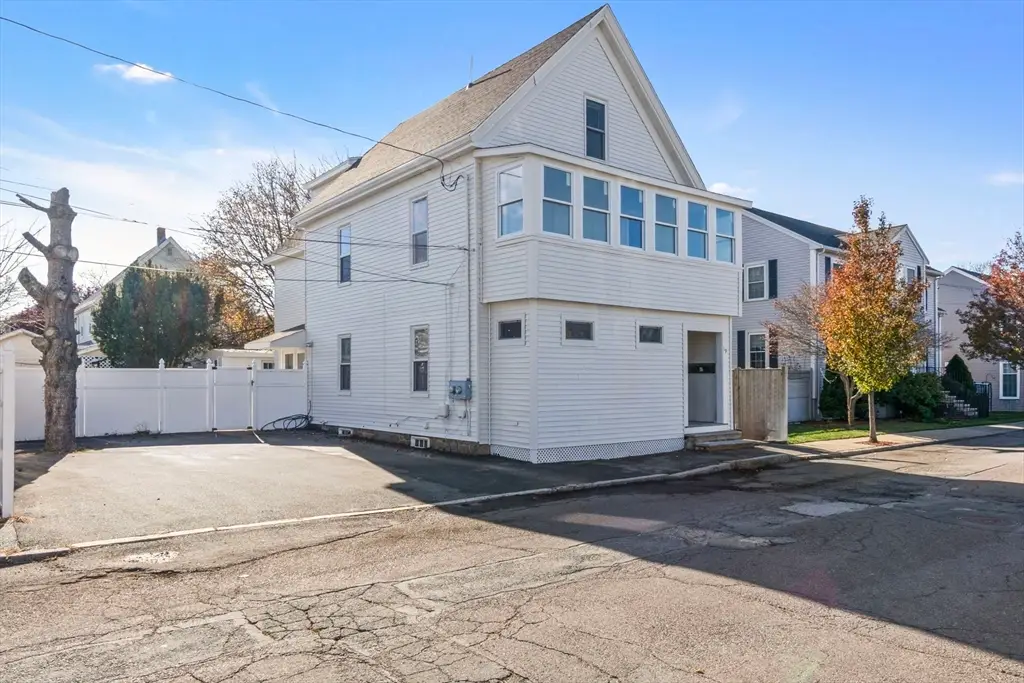 19 Cushing St, Salem, MA 01970 - Image #1