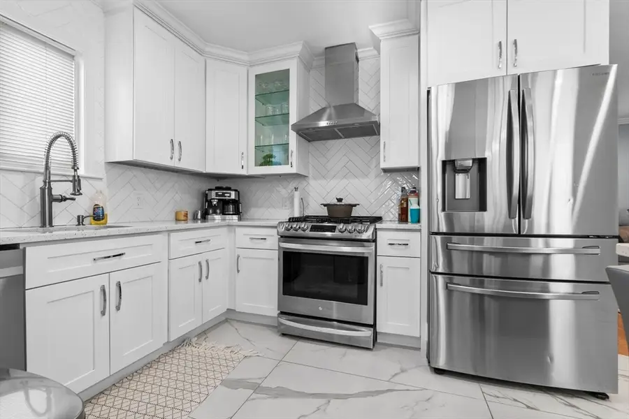 19 Cushing St, Salem, MA 01970 - Image #2