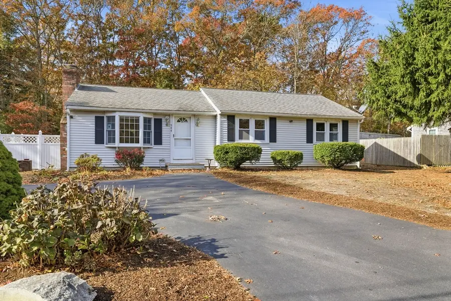 544 Cotuit Rd, Mashpee, MA 02649 - Image #3