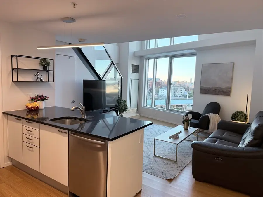 1 Earhart #725, Cambridge, MA 02141 - Image #3