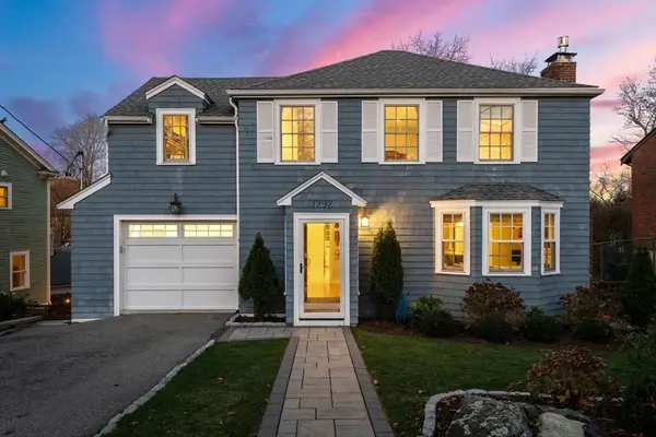 1292 Walnut St, Newton, MA 02461