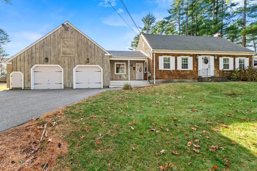 73 Butterworth Dr, Attleboro, MA 02703 - Image #1