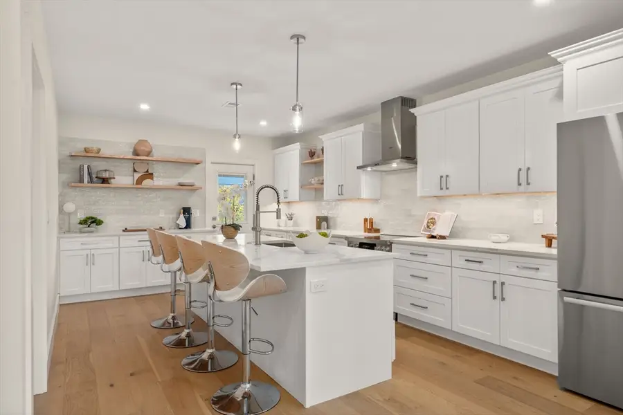 25 Francis St #2, Watertown, MA 02472 - Image #2