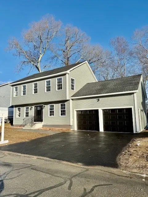 38 Colonial Rd, Webster, MA 01570 - Image #1