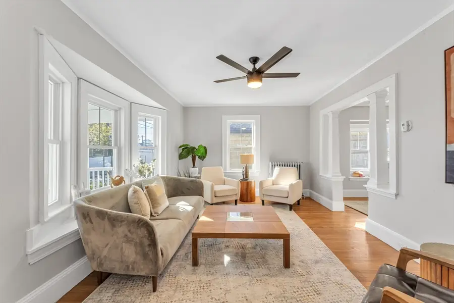 17 Metcalf St, Boston, MA 02131 - Image #3