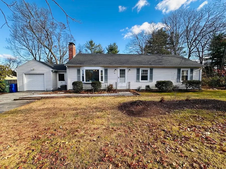 41 Kerry Dr, Springfield, MA 01118 - Image #2